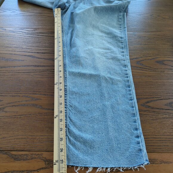 We The Free Women's Comfortable CRVY buttonfly high rise Jeans raw hem size 32 - Picture 15 of 16